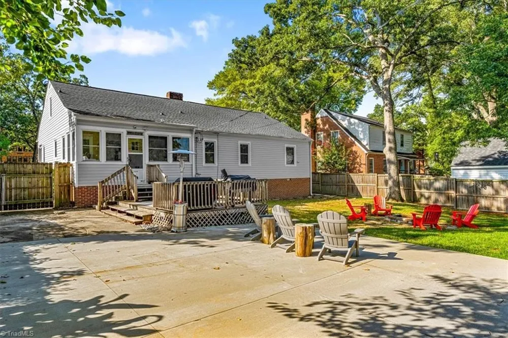 816 Ferndale Boulevard High Point, NC 27262