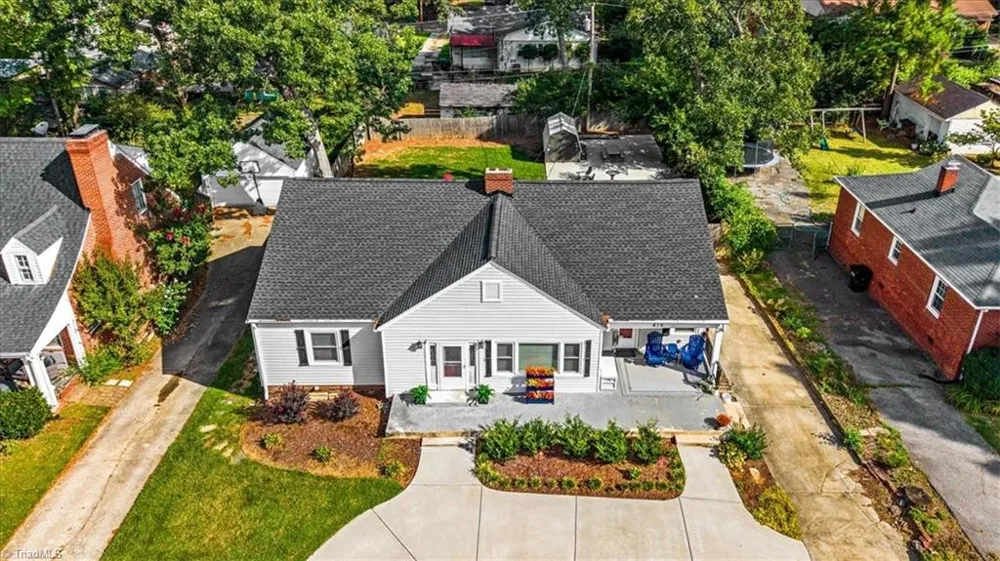 816 Ferndale Boulevard High Point, NC 27262