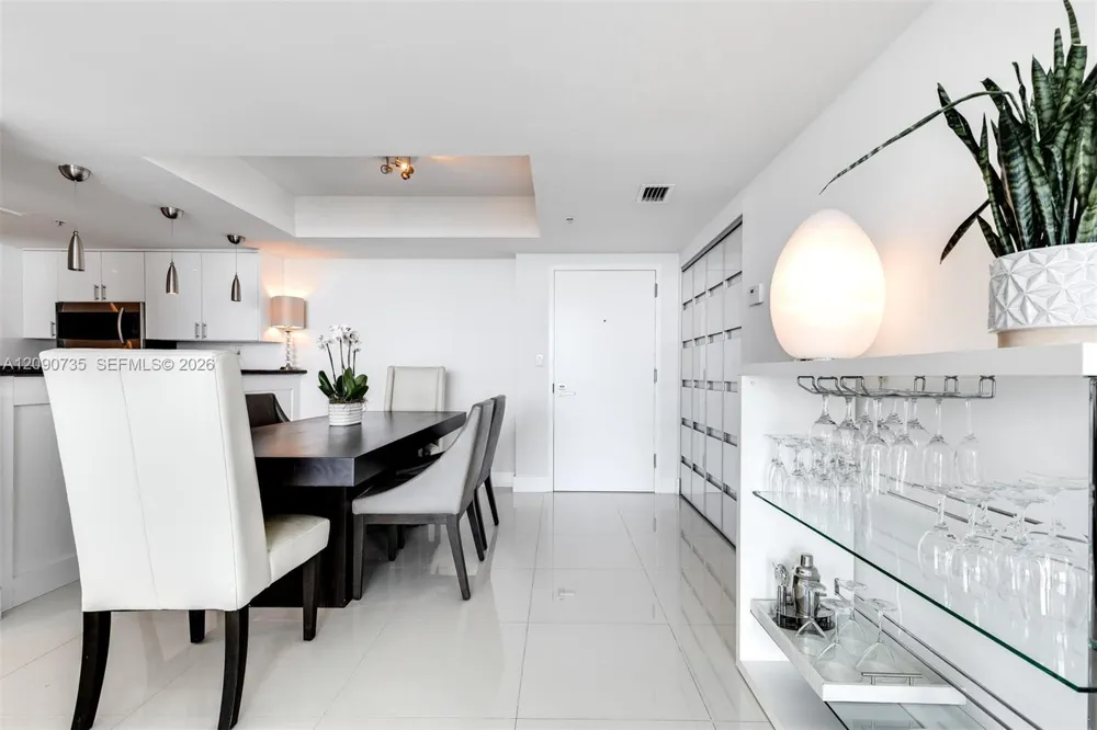 650 west ave #2710 Miami Beach, FL 33139