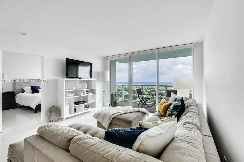 650 west ave #2710 Miami Beach, FL 33139