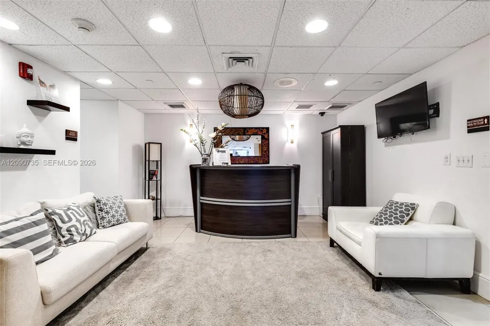 650 west ave #2710 Miami Beach, FL 33139