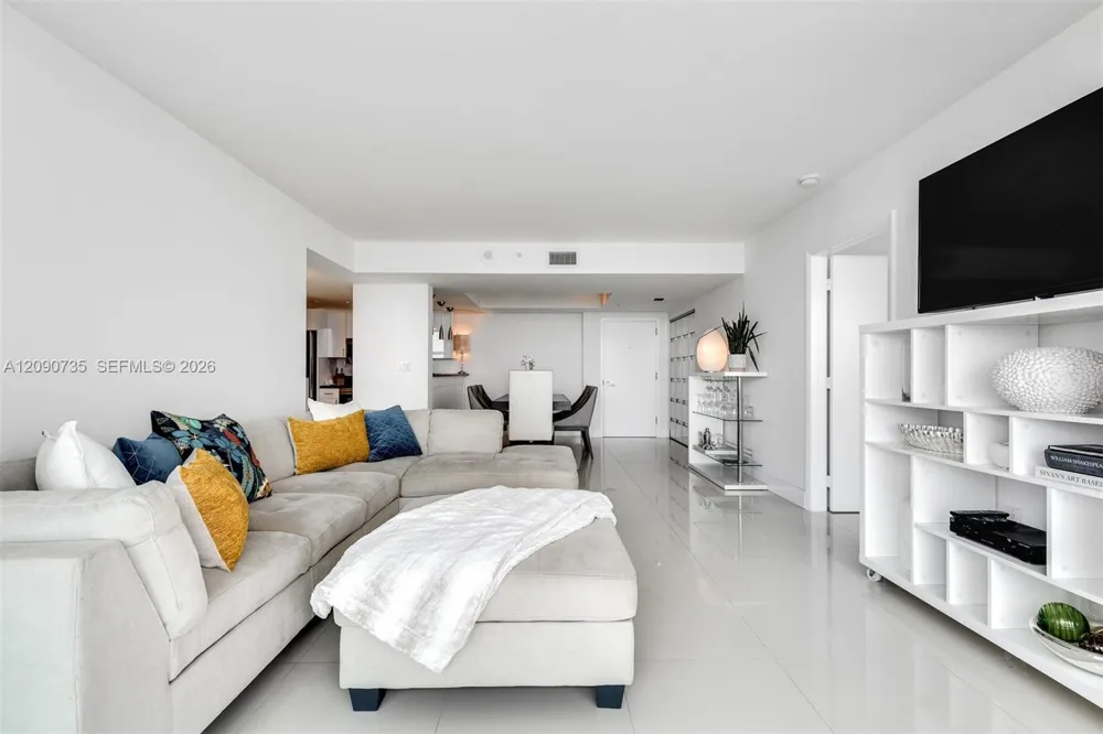 650 west ave #2710 Miami Beach, FL 33139