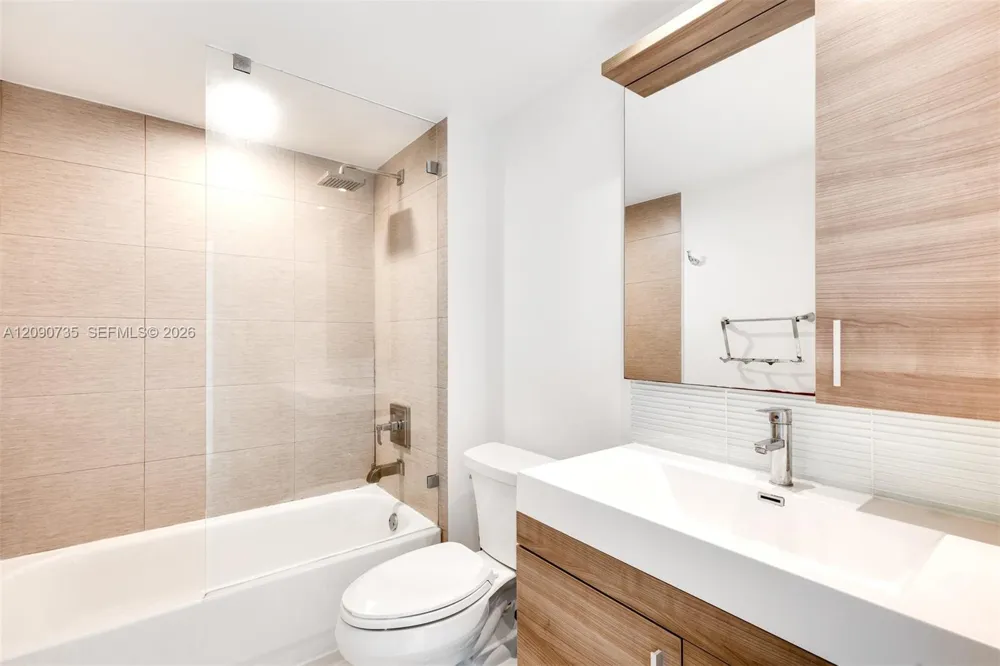 650 west ave #2710 Miami Beach, FL 33139