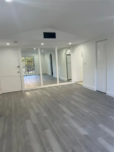 4725 NW 7th St #110-3