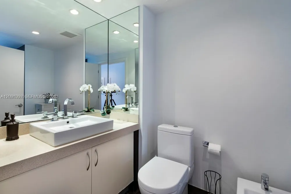 2130 Park Ave #5 Miami Beach, FL 33139