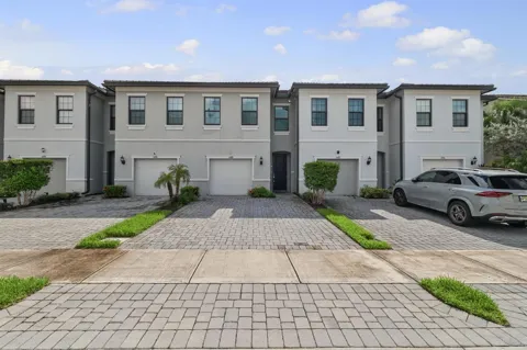 4488 Appleton Circle E