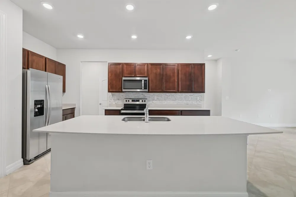 4488 Appleton Circle E Oakland Park, FL 33309