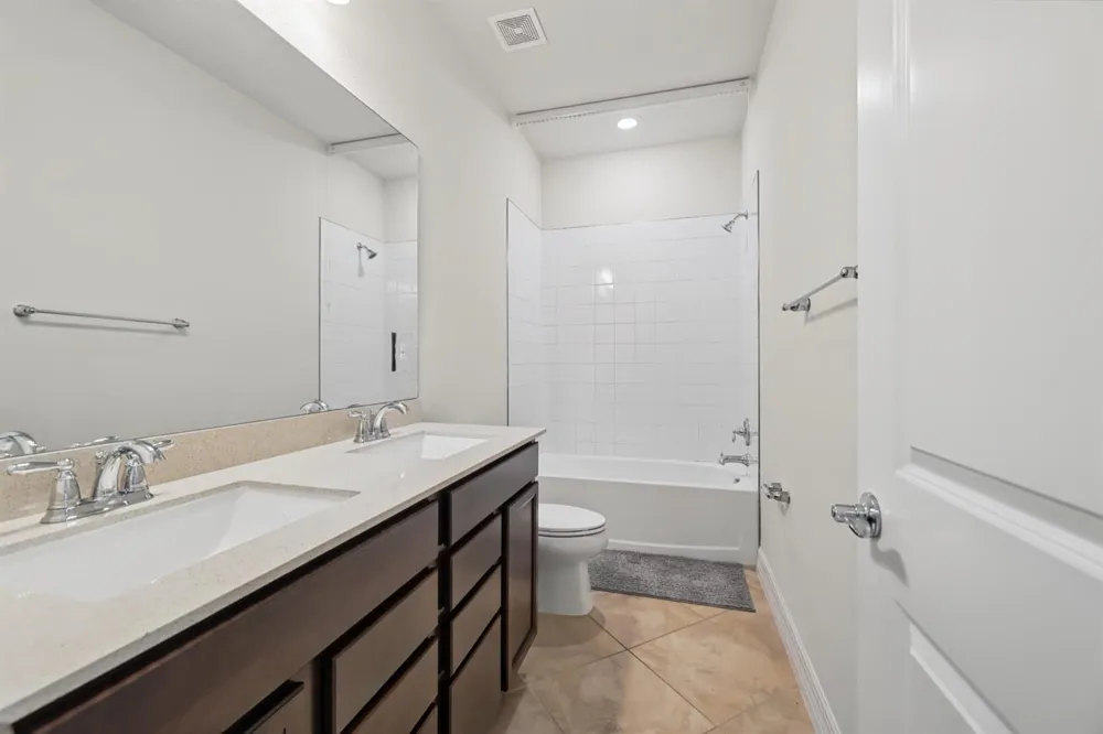 4488 Appleton Circle E Oakland Park, FL 33309