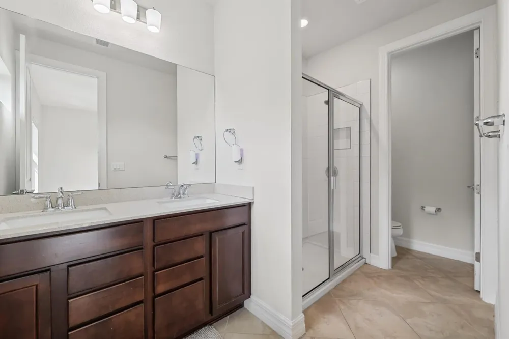 4488 Appleton Circle E Oakland Park, FL 33309
