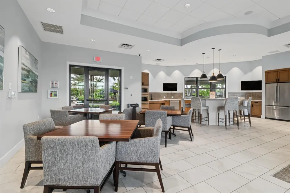 4488 Appleton Circle E Oakland Park, FL 33309