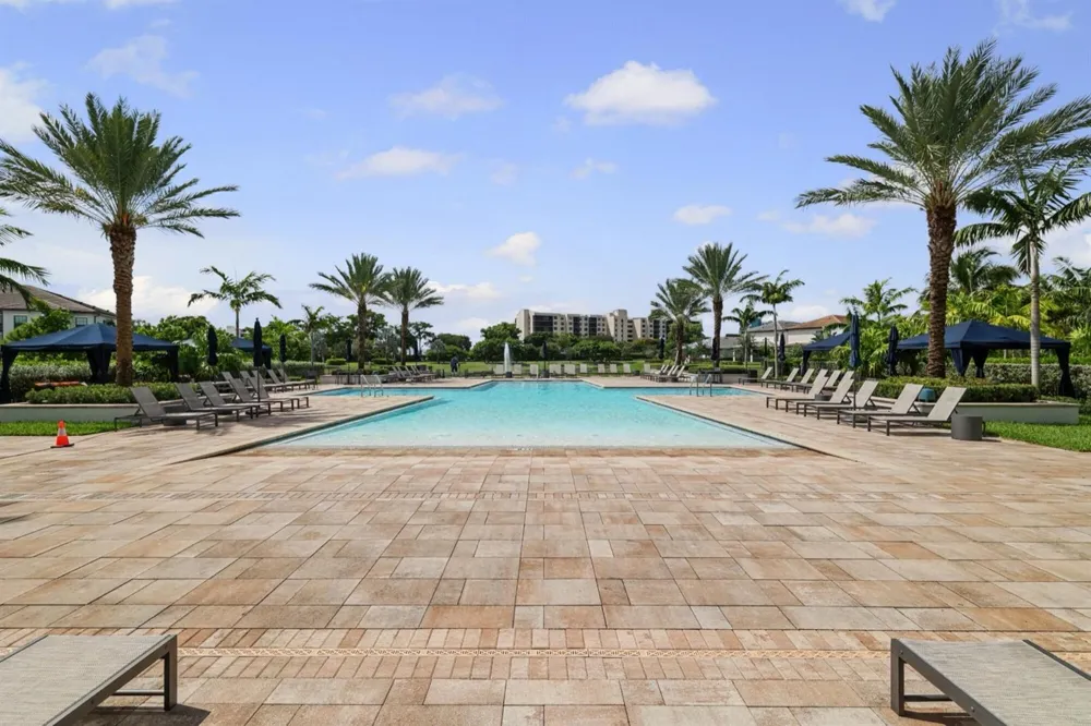 4488 Appleton Circle E Oakland Park, FL 33309