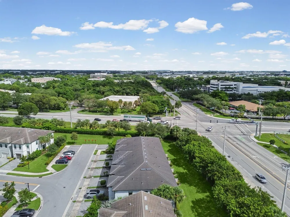 4488 Appleton Circle E Oakland Park, FL 33309