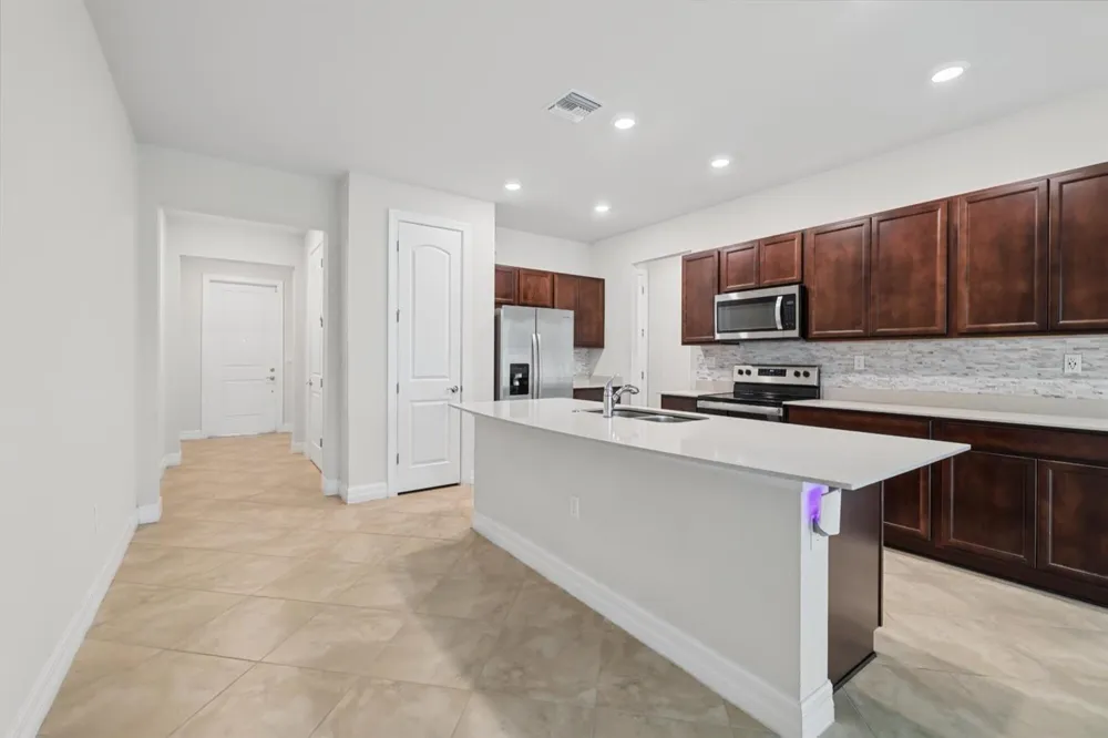 4488 Appleton Circle E Oakland Park, FL 33309