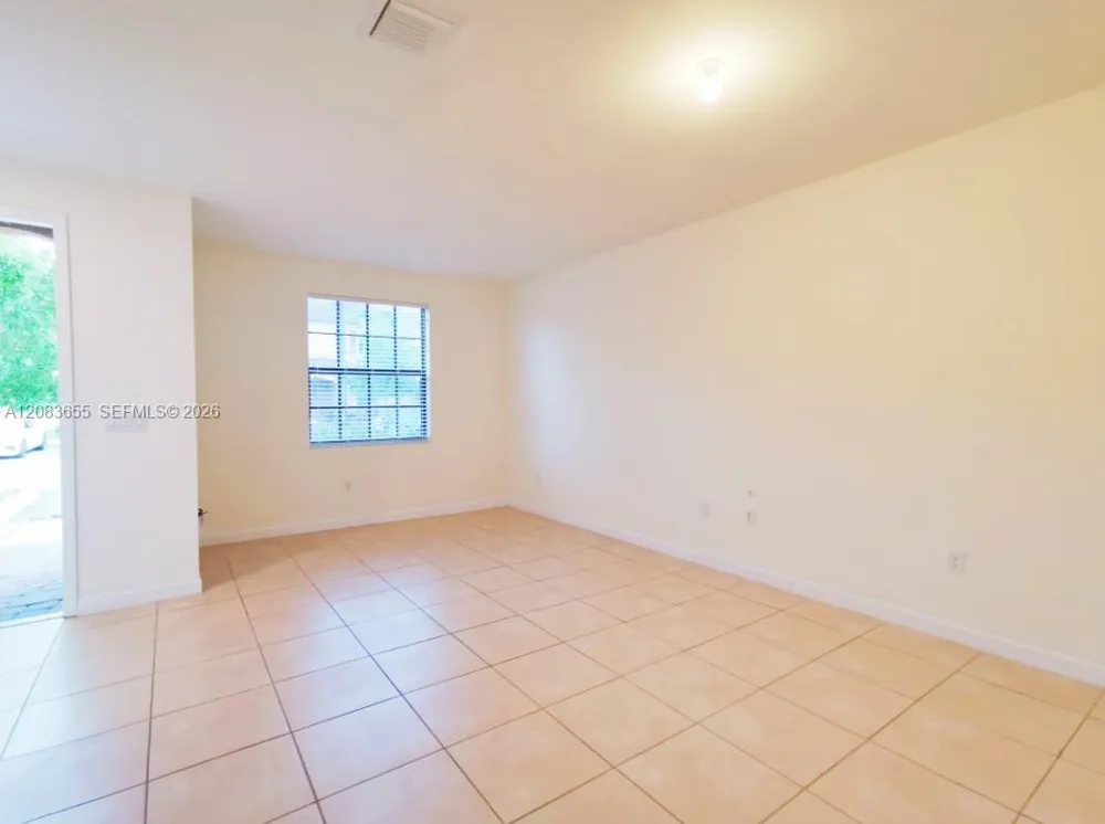 9398 W 32nd Ln #9398 Hialeah, FL 33018