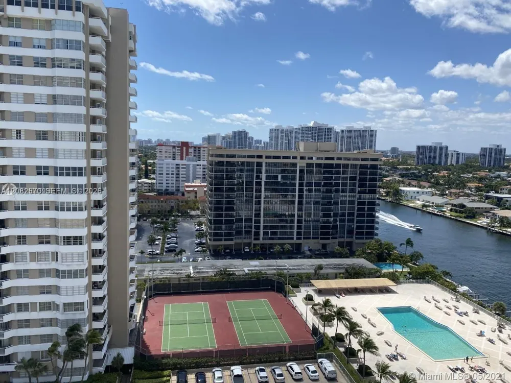 1985 S Ocean Dr #8Q Hallandale Beach, FL 33009