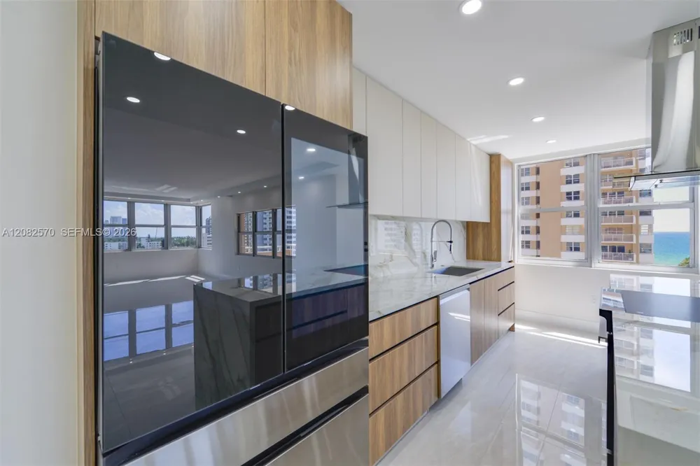 1985 S Ocean Dr #8Q Hallandale Beach, FL 33009