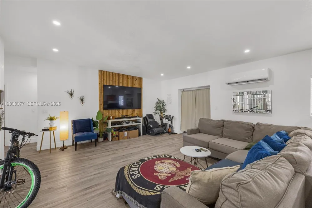 314 NW 106th St Miami, FL 33150