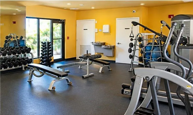 151 SE 15th Rd #502 Miami, FL 33129