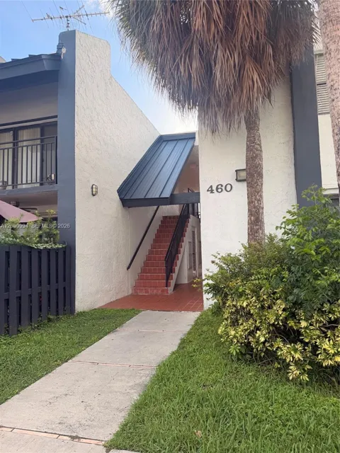 460 W Park Dr #202
