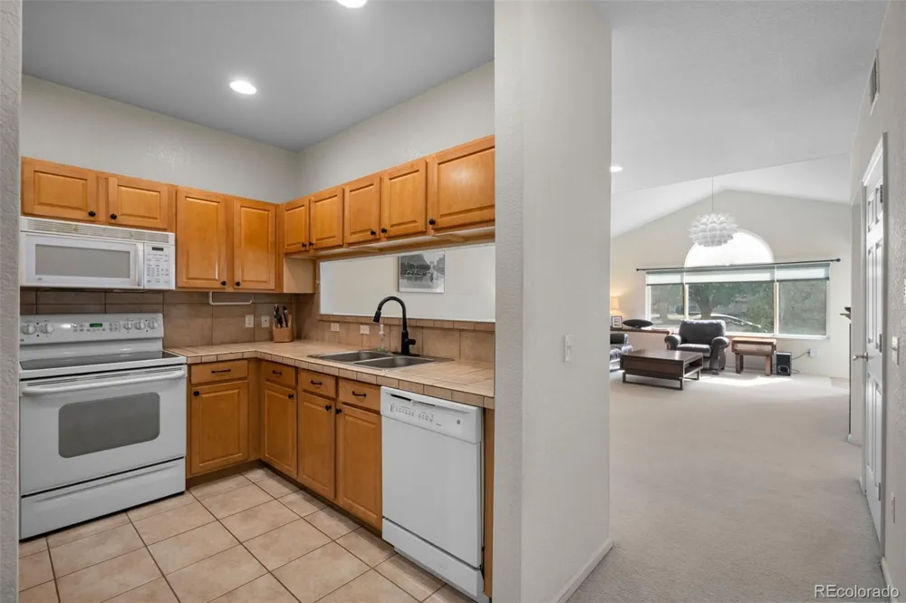 2891 W 119th Avenue #202 Westminster, CO 80234