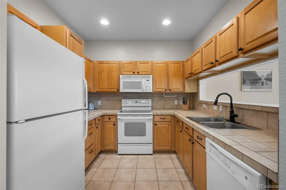 2891 W 119th Avenue #202 Westminster, CO 80234
