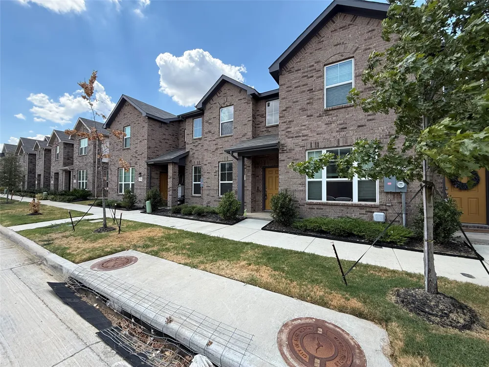 222 Territory Trail Fort Worth, TX 76120