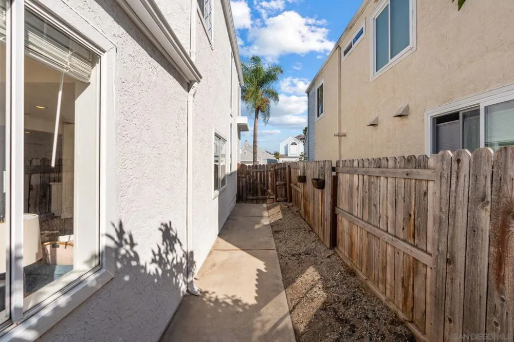 1851 Via Primero Oceanside, CA 92056