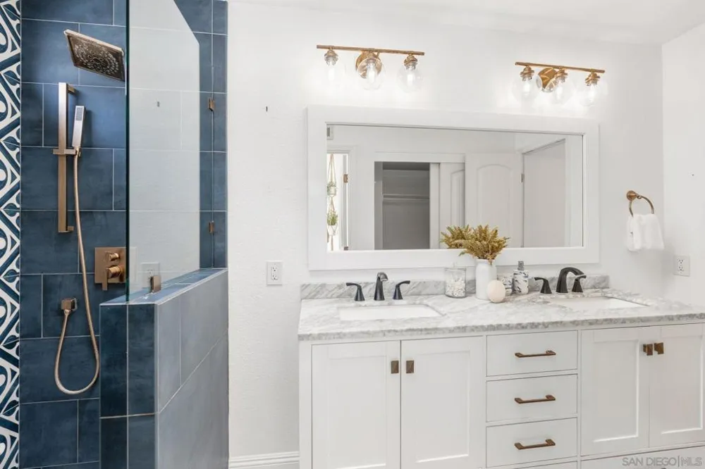 1851 Via Primero Oceanside, CA 92056