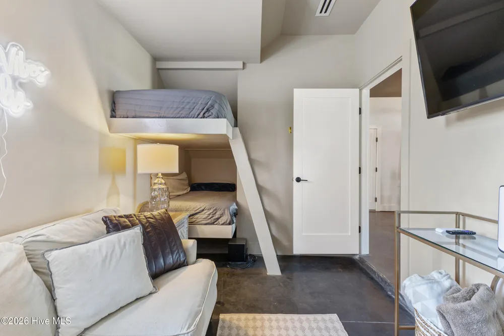 83 Paris Pointe Hampstead, NC 28443