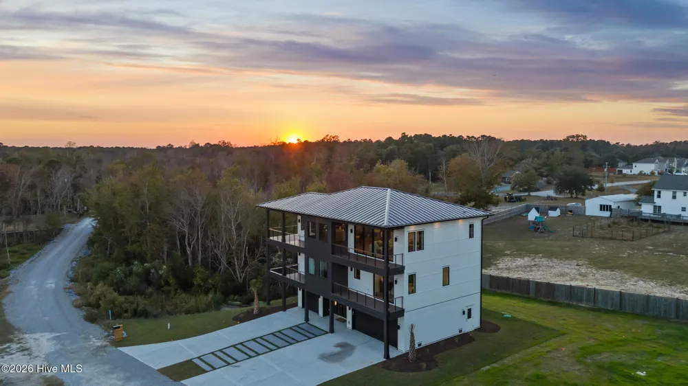 83 Paris Pointe Hampstead, NC 28443