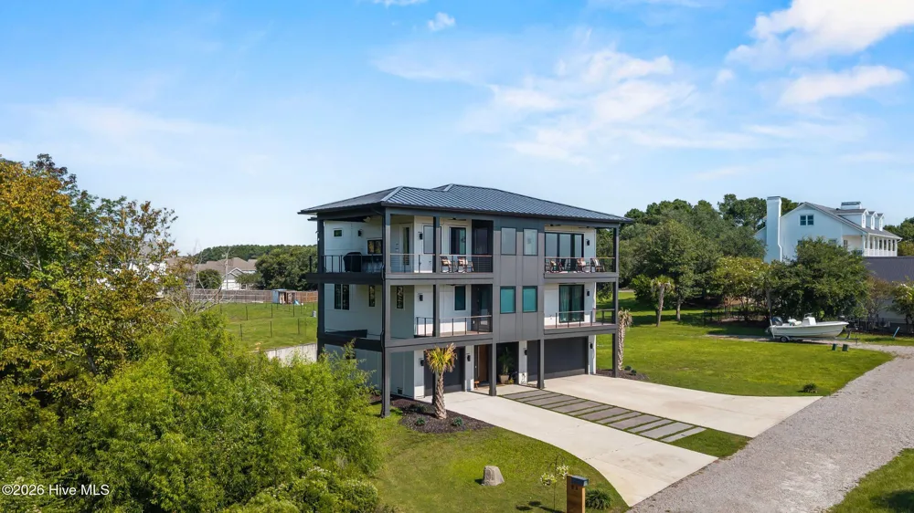 83 Paris Pointe Hampstead, NC 28443