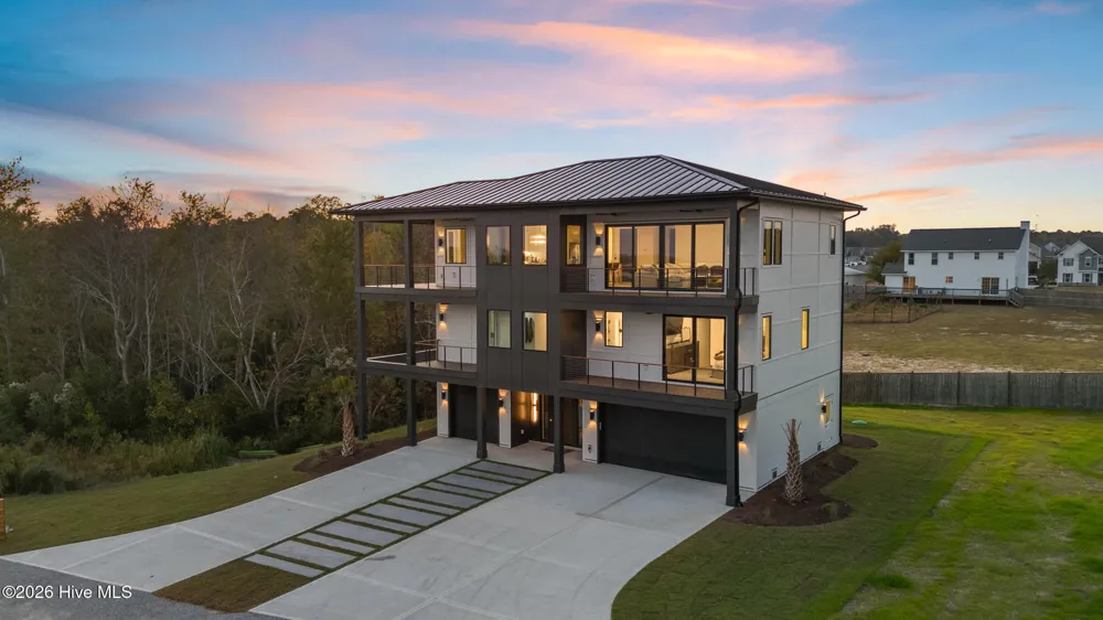 83 Paris Pointe Hampstead, NC 28443