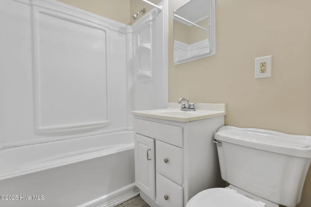 404 Dogwood Lane Jacksonville, NC 28540
