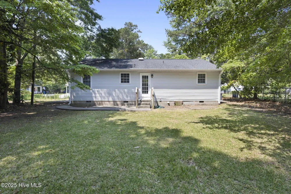 404 Dogwood Lane Jacksonville, NC 28540