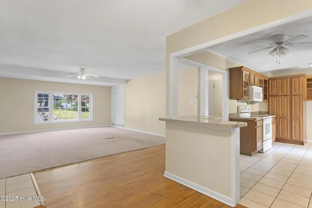 404 Dogwood Lane Jacksonville, NC 28540