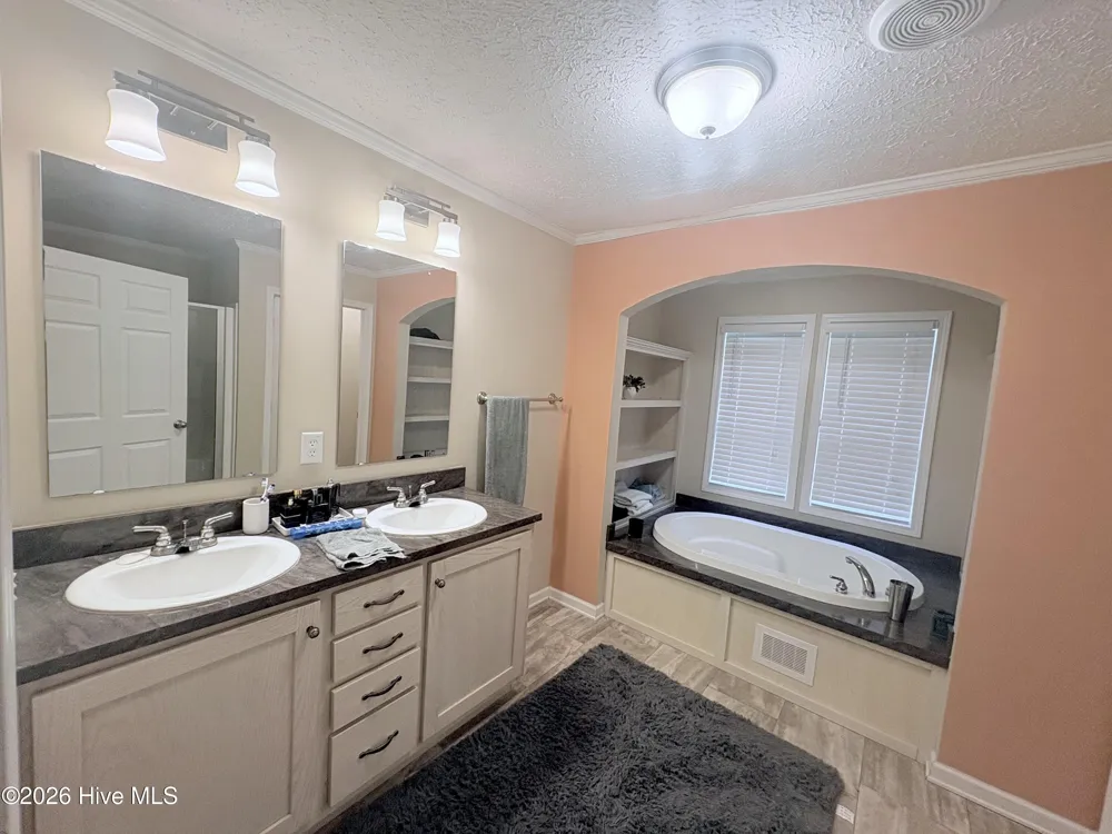 710 Carolina Avenue New Bern, NC 28562