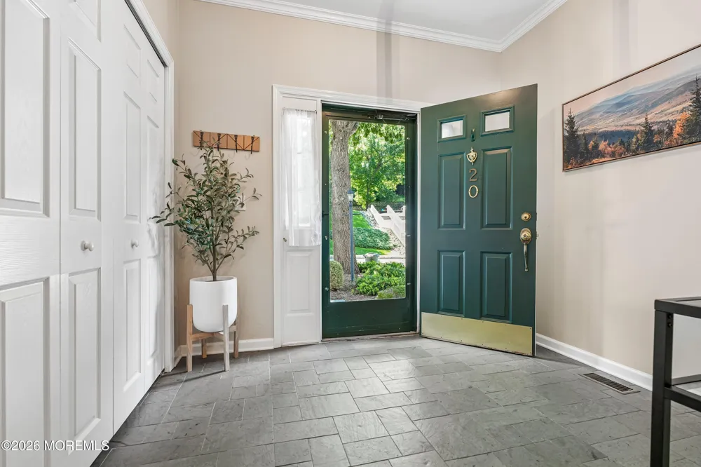 20 Kensington Drive Randolph, NJ 07869