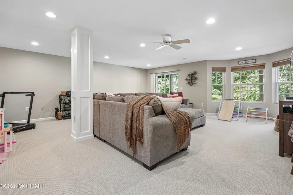 20 Kensington Drive Randolph, NJ 07869