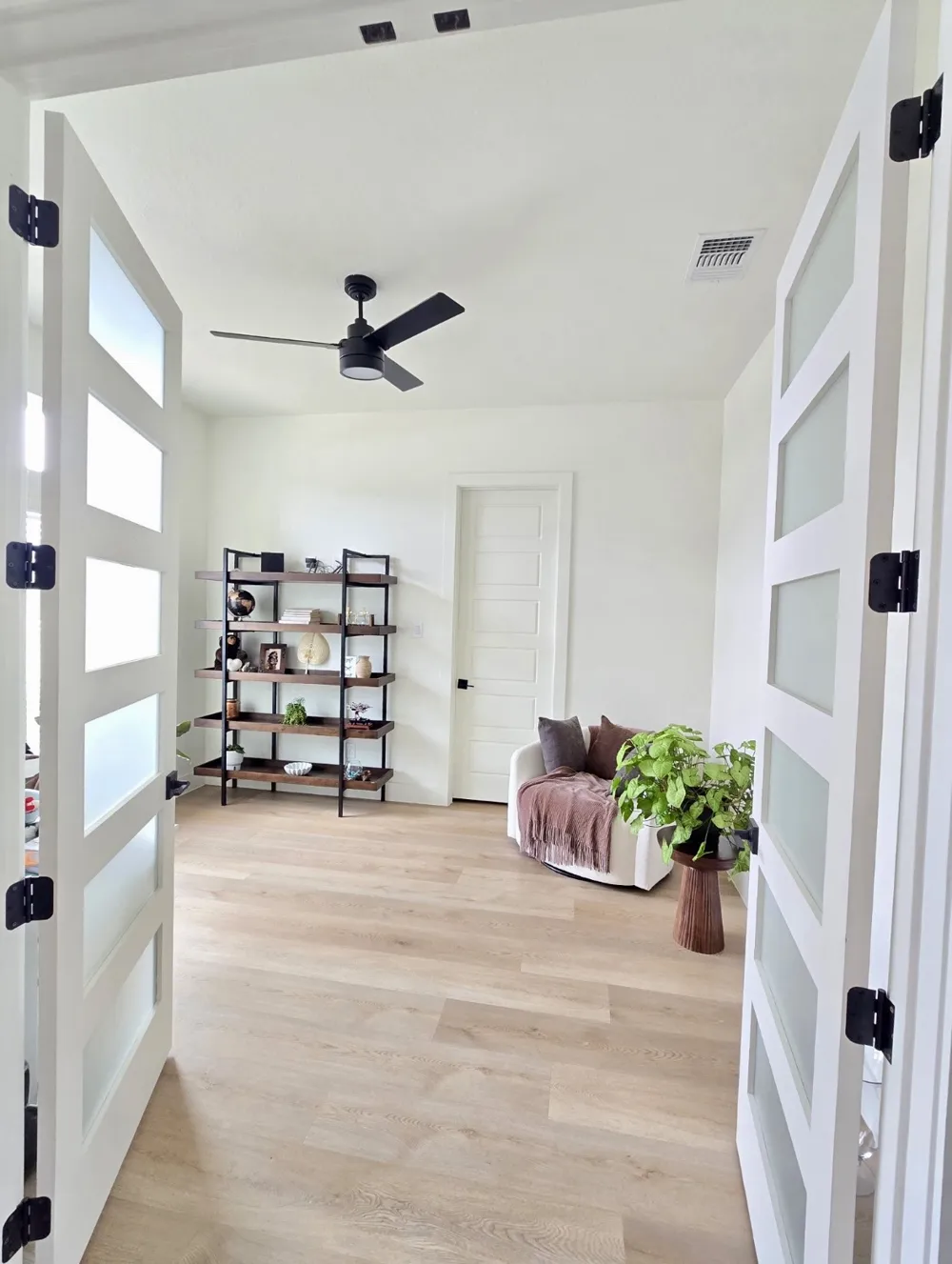 2054 Gray Fox Drive Nolanville, TX 76559