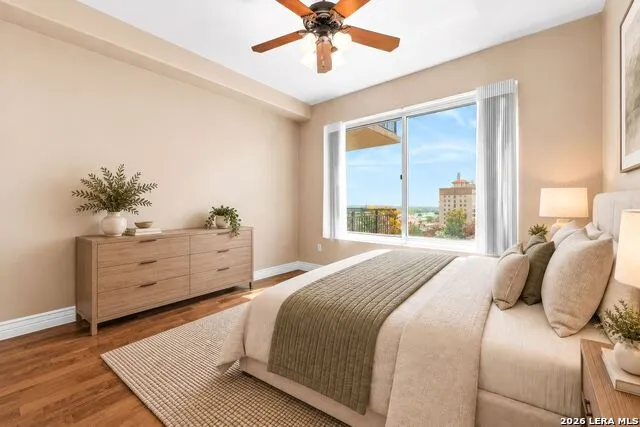 215 CENTER ST #807 San Antonio, TX 78202