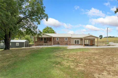 776 County Road 811