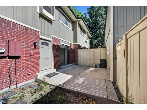 222 S Holman Way