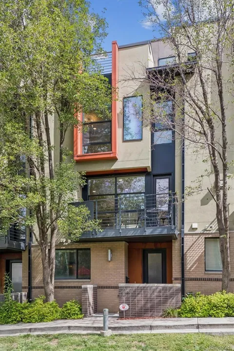2347 Glenarm Place