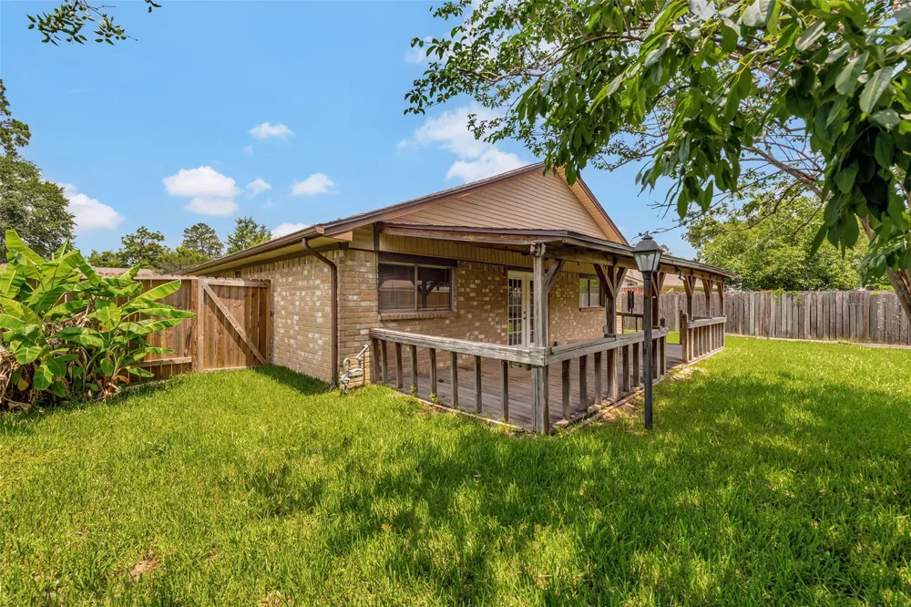 20110 Misty Pines Drive Humble, TX 77346