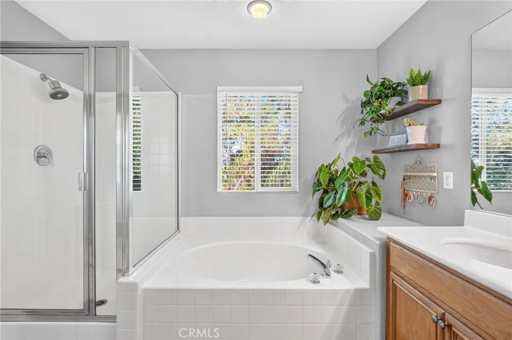 11992 Greenbluff Yucaipa, CA 92399