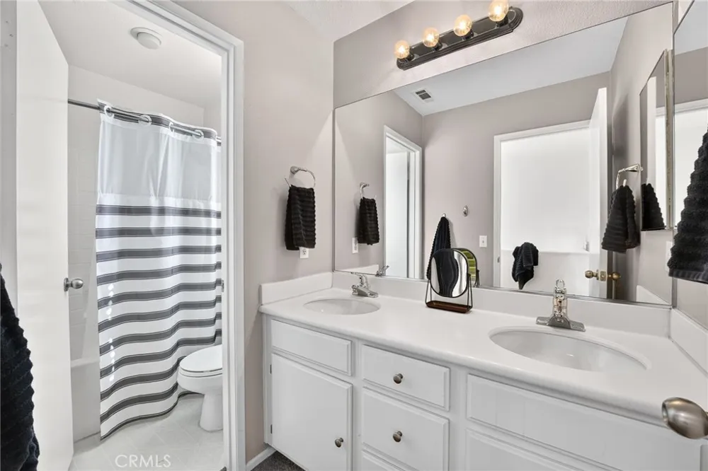 11992 Greenbluff Yucaipa, CA 92399