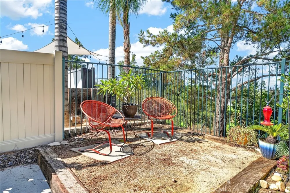 11992 Greenbluff Yucaipa, CA 92399