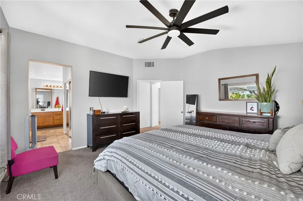 11992 Greenbluff Yucaipa, CA 92399
