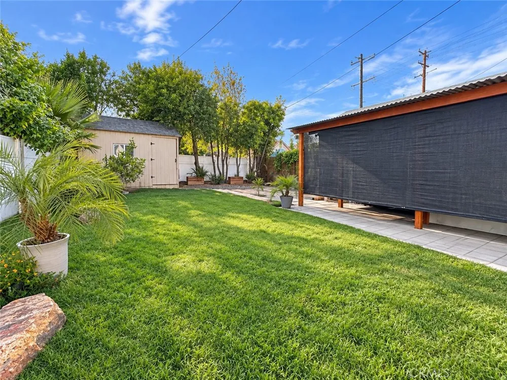 2784 Mountain View Avenue San Bernardino, CA 92405