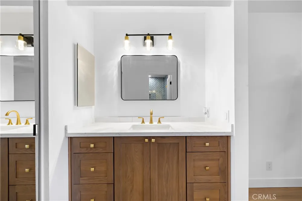 16512 Blackbeard Lane Huntington Beach, CA 92649